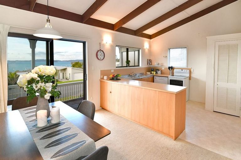 Photo of property in 33 Mera Road, Algies Bay, Warkworth, 0920