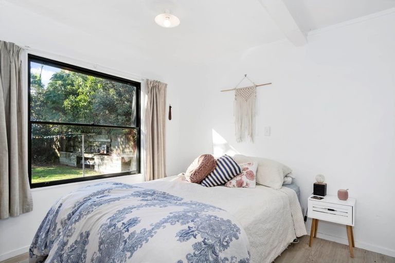 Photo of property in 1233 Papamoa Beach Road, Papamoa Beach, Papamoa, 3118