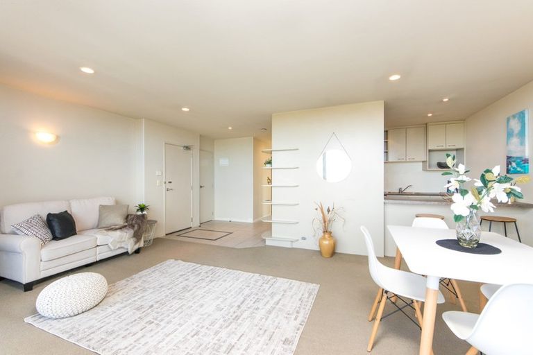 Photo of property in 20/166 Mokoia Road, Chatswood, Auckland, 0626