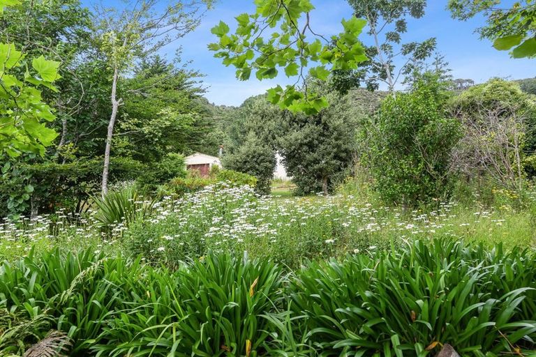 Photo of property in 41 Gardiner Grove, Wainuiomata, Lower Hutt, 5014