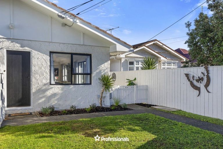 Photo of property in 68 Epuni Street, Hutt Central, Lower Hutt, 5011