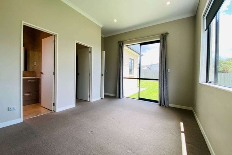 Photo of property in 11 Penny Lane, Pukekohe, 2120