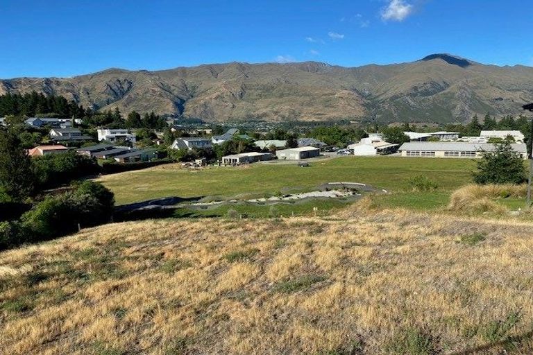 Photo of property in 46 Kings Drive, Wanaka, 9305