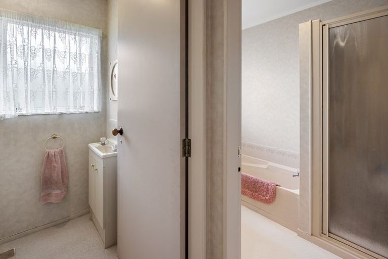 Photo of property in 8b Longwood Lane, Otumoetai, Tauranga, 3110