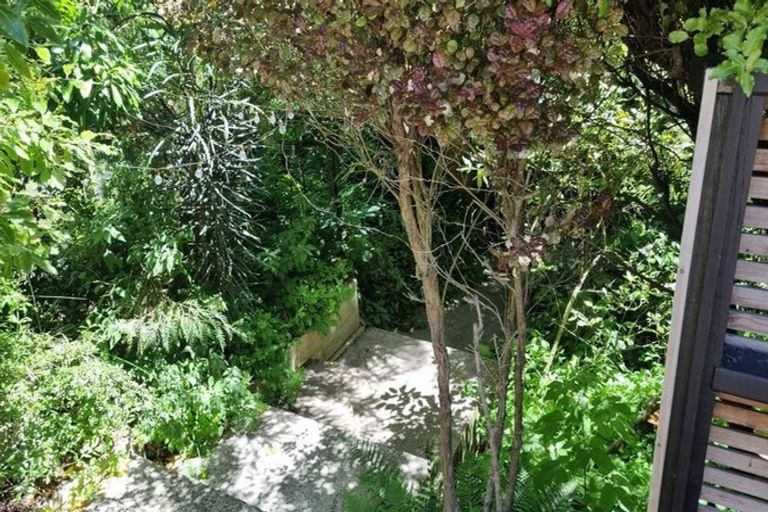 Photo of property in 16 Ford Road, Opawa, Christchurch, 8023