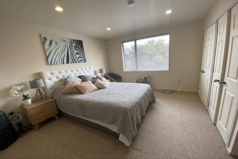 Photo of property in 5 Philadelphia Avenue, Albany Heights, Auckland, 0632