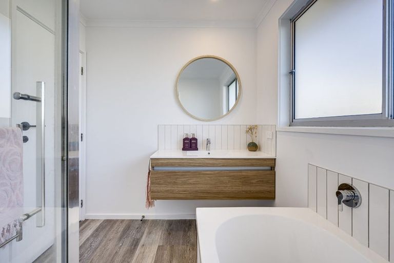 Photo of property in 23 Laurent Place, Greenmeadows, Napier, 4112