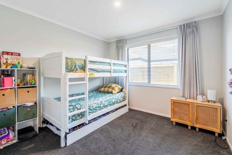 Photo of property in 4 Plate Lane, Papamoa, 3118