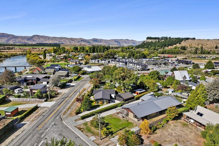 Photo of property in 3 Dale Street, Albert Town, Wanaka, 9305