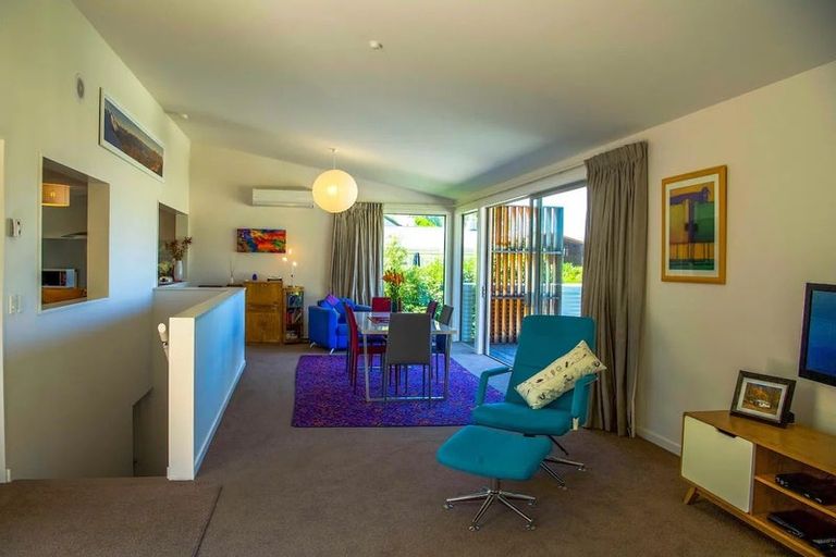 Photo of property in 6 Duncan's Place, Queenstown, 9300