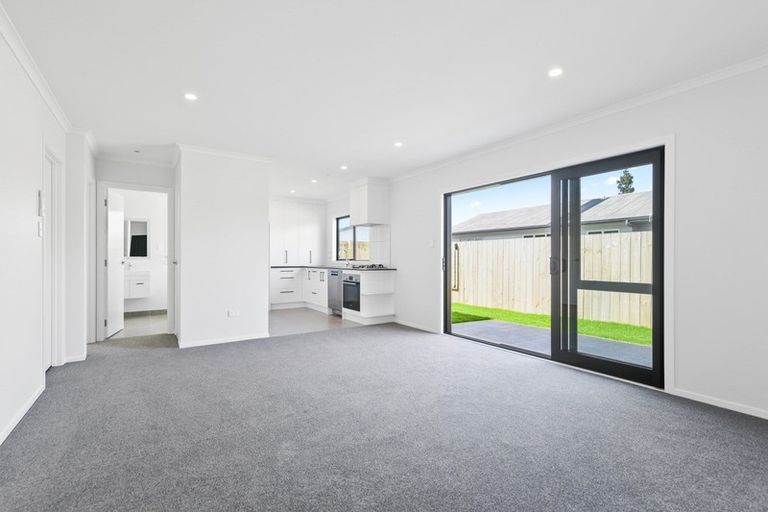 Photo of property in 2/1 Mckinley Place, Nawton, Hamilton, 3200