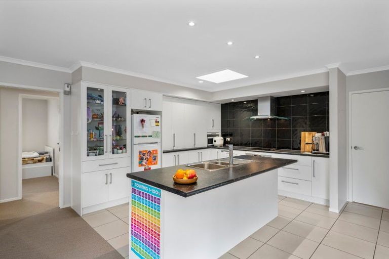 Photo of property in 29 Rosella Drive, Welcome Bay, Tauranga, 3112