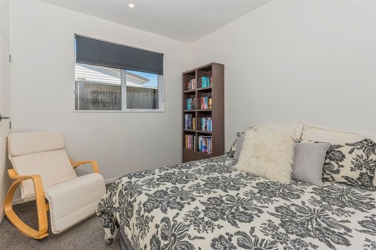 Photo of property in 5 Ropere Street, Kumeu, 0810