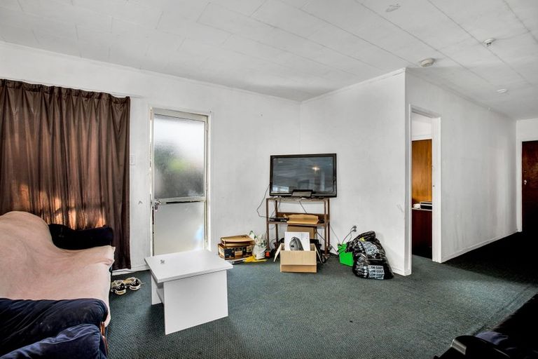 Photo of property in 27 Rosehill Drive, Rosehill, Papakura, 2113