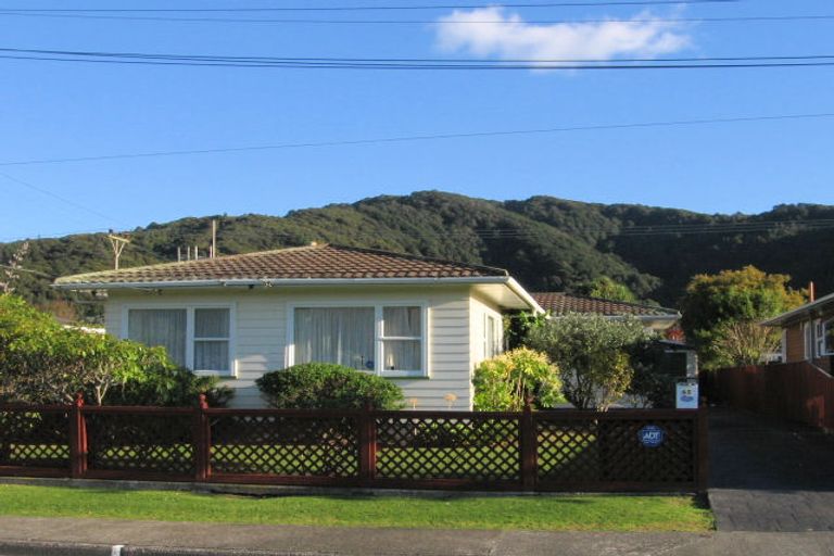 Photo of property in 45 Karamu Crescent, Wainuiomata, Lower Hutt, 5014
