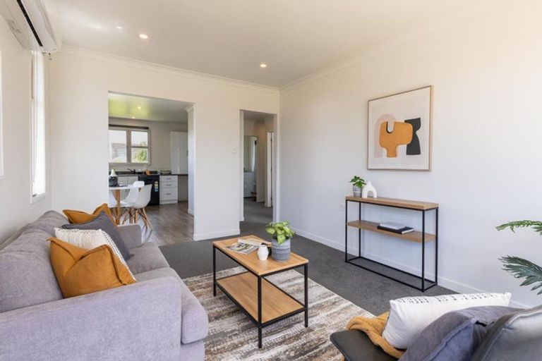 Photo of property in 1 Kauri Street, Levin, 5510