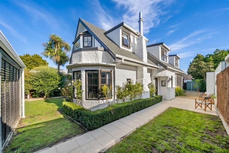 Photo of property in 4 Kellow Street, Wallaceville, Upper Hutt, 5018