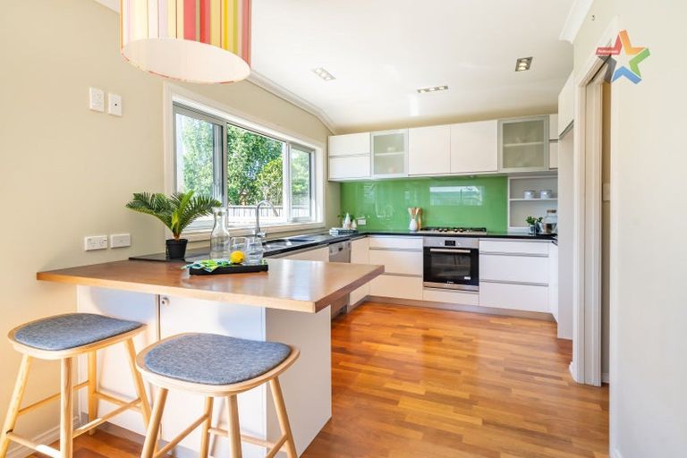 Photo of property in 10 Ropata Crescent, Boulcott, Lower Hutt, 5010