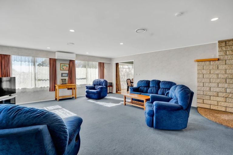 Photo of property in 37 Kowhai Street, Inglewood, 4330