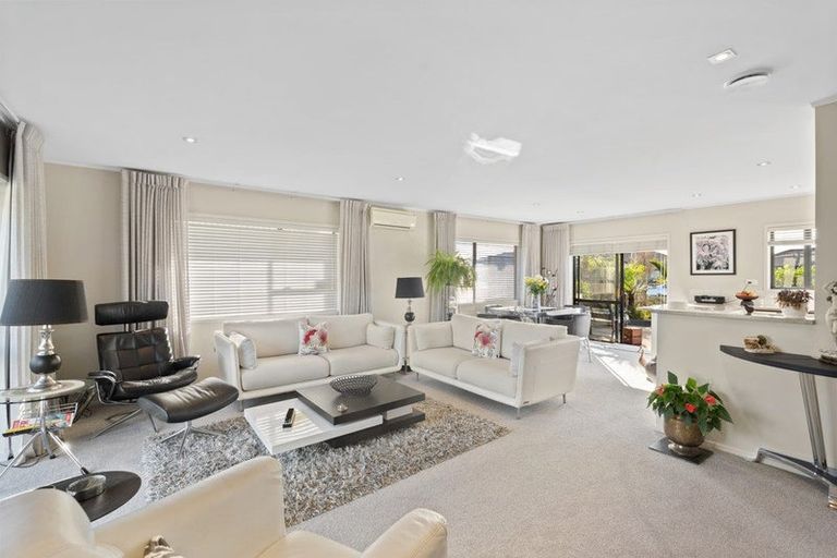 Photo of property in 28a Edward Avenue, Orewa, 0931