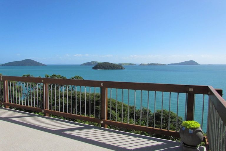 Photo of property in 1590 Wyuna Bay Road, Wyuna Bay, Coromandel, 3581