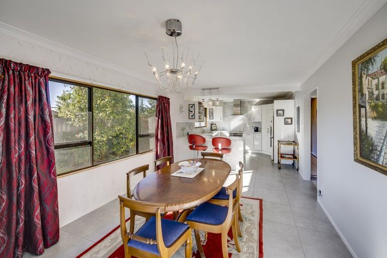 Photo of property in 4/5 Forward Street, Greenmeadows, Napier, 4112