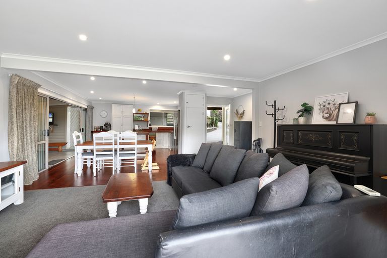 Photo of property in 3 Acacia Avenue, Kihikihi, Te Awamutu, 3800