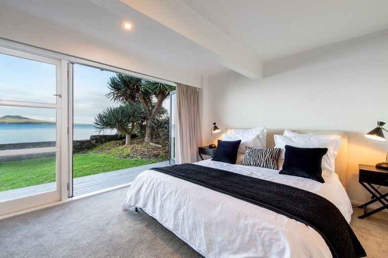 Photo of property in 2/259 Hurstmere Road, Takapuna, Auckland, 0622