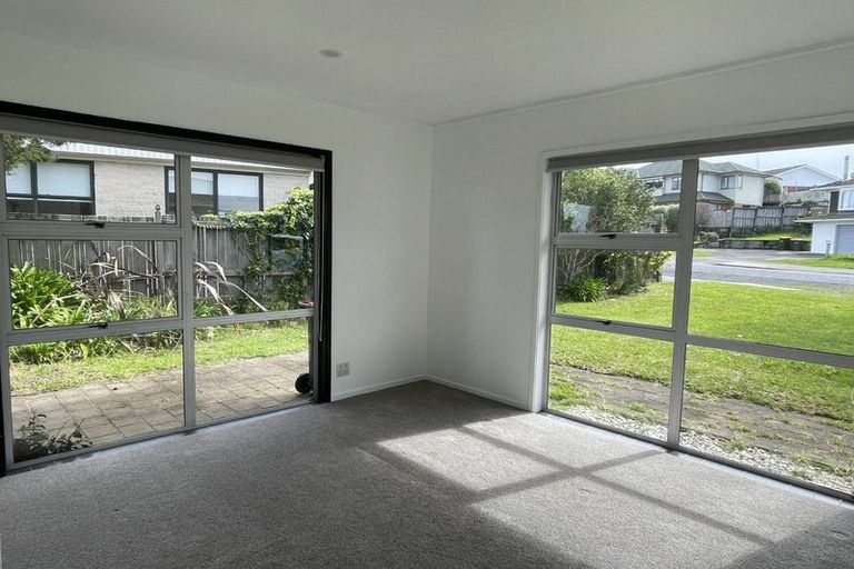 Photo of property in 198 Clovelly Road, Bucklands Beach, Auckland, 2012