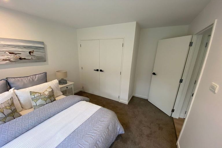 Photo of property in 3 Satchell Place, Birkenhead, Auckland, 0626