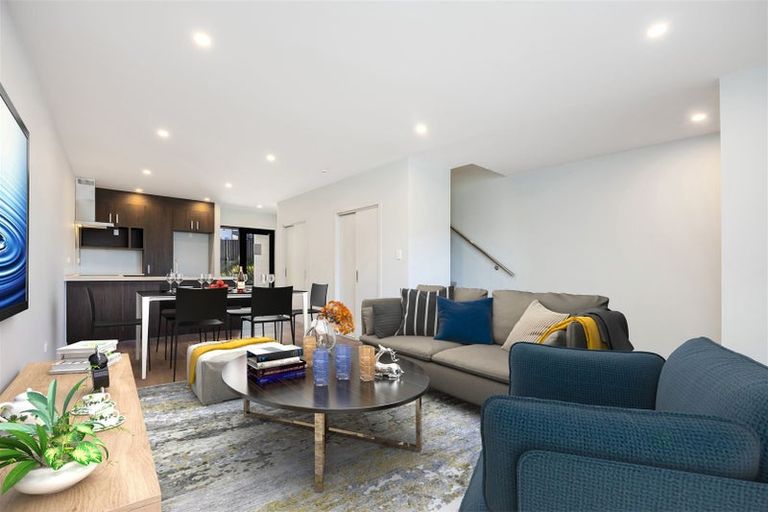 Photo of property in 108 Te Oneroa Way, Long Bay, Auckland, 0630