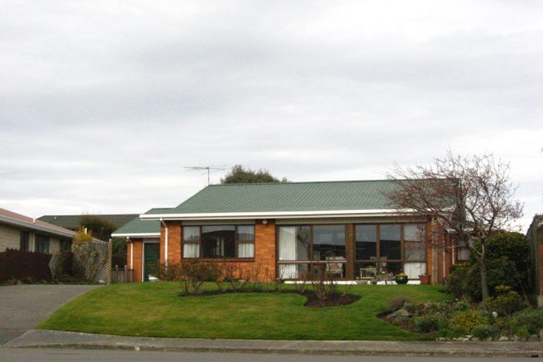 Photo of property in 12 Mcleod Court, Rosedale, Invercargill, 9810