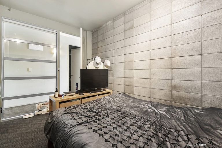 Photo of property in Vespa Apartments, 402/20 Hanson Street, Mount Cook, Wellington, 6021