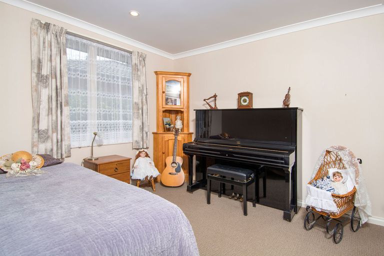 Photo of property in 10/17 Simmonds Grove, Greerton, Tauranga, 3112