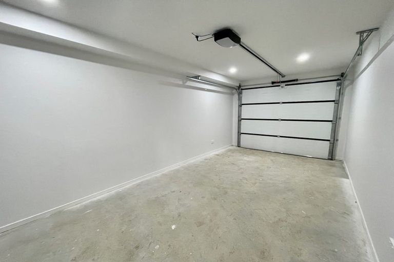 Photo of property in 65c Manuroa Road, Takanini, 2112