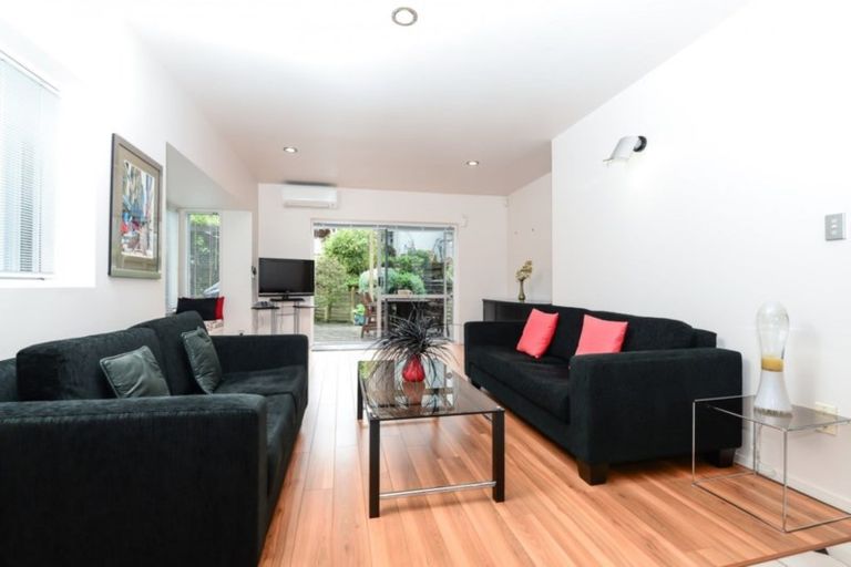 Photo of property in 450 River Road, Fairfield, Hamilton, 3214