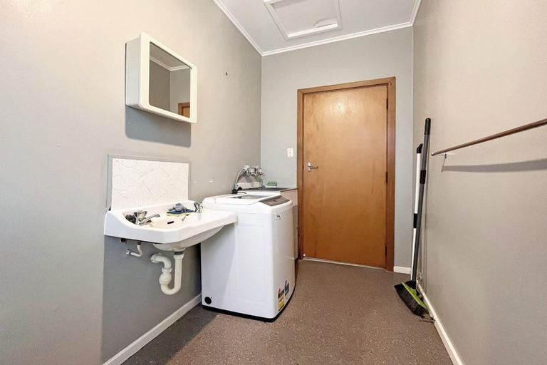 Photo of property in 1/24 Austin Street, Mount Victoria, Wellington, 6011