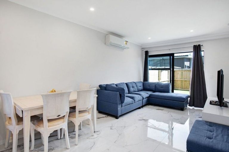 Photo of property in 21a Ventura Street, Mangere, Auckland, 2022