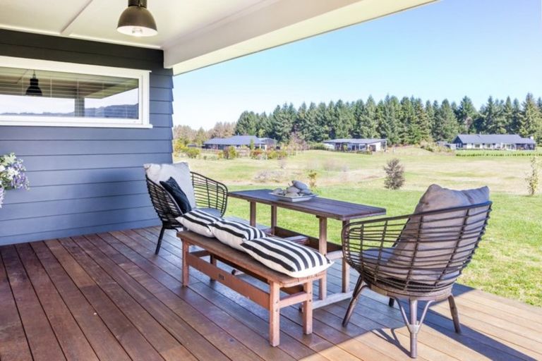 Photo of property in 5/500 Kinloch Road, Kinloch, Taupo, 3377