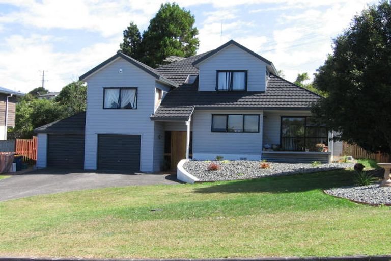 Photo of property in 3 Highwood Grove, Torbay, Auckland, 0630