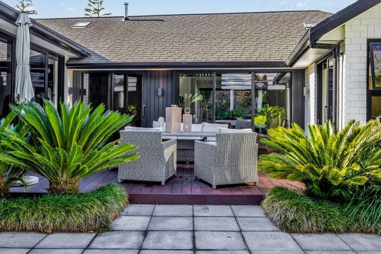 Photo of property in 14 Brooklands Road, Brooklands, New Plymouth, 4310