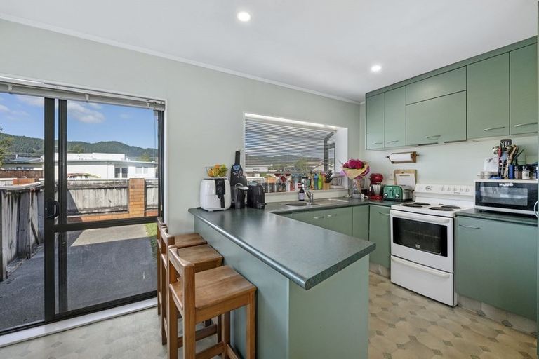 Photo of property in 30 Ararino Street, Trentham, Upper Hutt, 5018