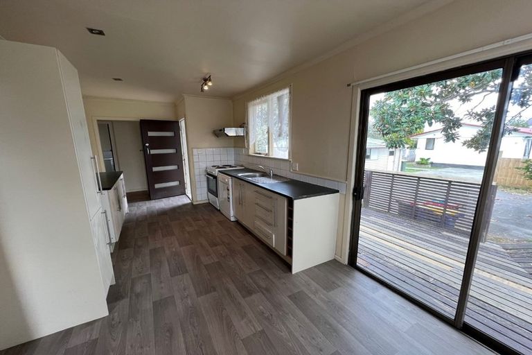 Photo of property in 37 Metcalfe Road, Ranui, Auckland, 0612