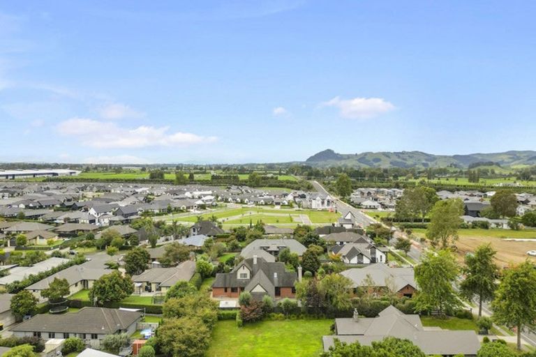 Photo of property in 65 Swayne Road, Cambridge, 3434