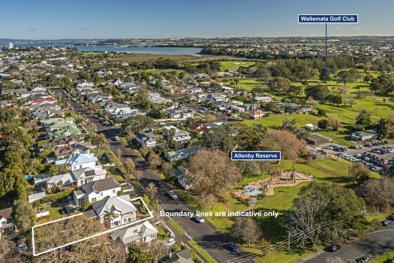 Photo of property in 5 Allenby Avenue, Devonport, Auckland, 0624