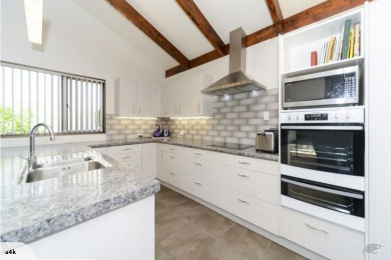 Photo of property in 395 College Street, Hokowhitu, Palmerston North, 4410