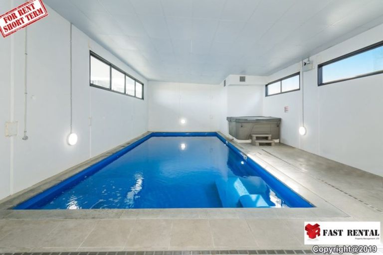 Photo of property in Apollo Apartments, 201/46 Rosedale Road, Rosedale, Auckland, 0632