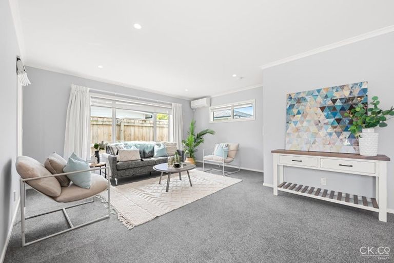 Photo of property in 26a Treadwell Street, Naenae, Lower Hutt, 5011