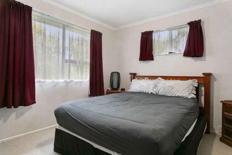 Photo of property in 104 Hyde Avenue, Richmond Heights, Taupo, 3330