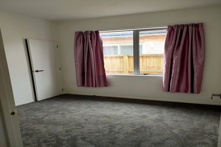 Photo of property in 4 Han Court, Glen Eden, Auckland, 0602